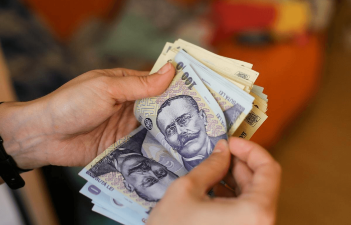 Salariul minim european va fi introdus în România în acest an
