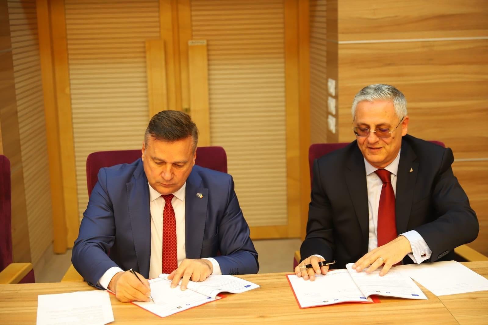 Cel mai mare contract din istoria județului Călărași, semnat de Vasile Iliuță