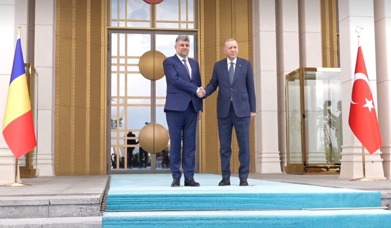 De la 1 iunie românii vor călători în Turcia doar cu buletinul