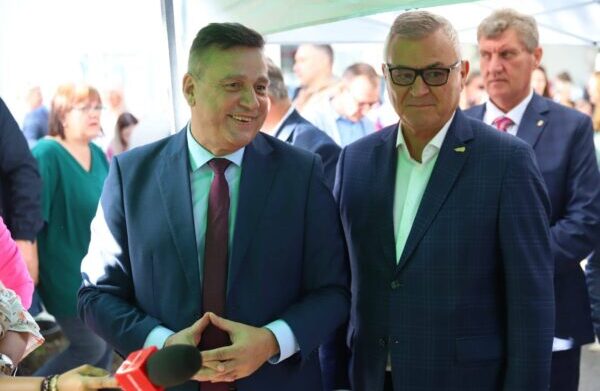 Președintele Consiliului Județean Călărași, Vasile Iliuță, a participat la ,, Bursa Locurilor de Muncă Pentru Absolvenți”