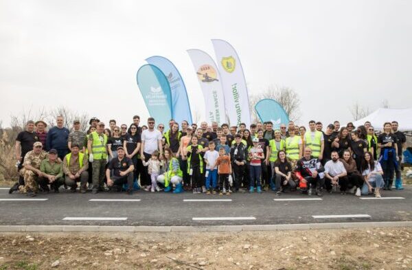 Oltenița devine mai verde: 1.200 de copaci plantați cu ajutorul voluntarilor