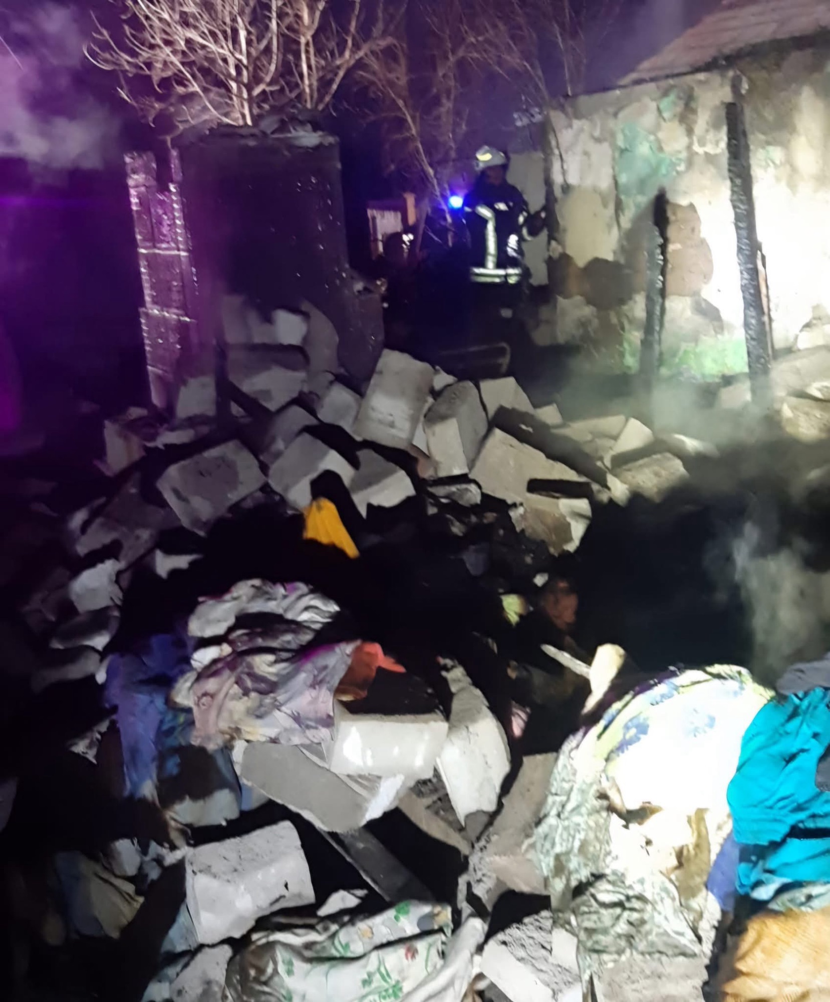 Incendiu de proporții în satul Bogata, comuna Grădiștea