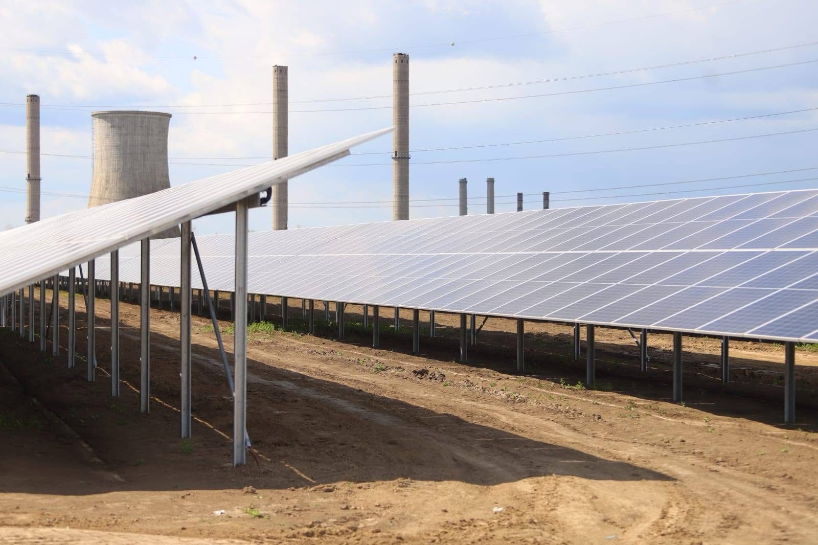 Un nou parc fotovoltaic inaugurat la Călărași: investiție verde pentru viitorul energetic al județului