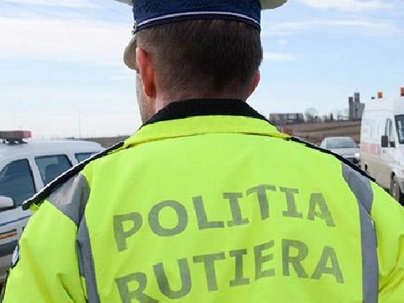Reținut de polițiști pentru infracțiuni la regimul rutier