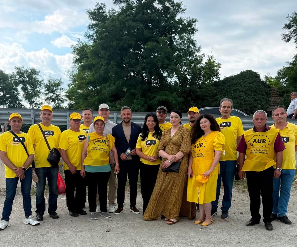 Reprezentanții AUR s-au întâlnit cu locuitorii din Mânăstirea și au discutat despre problemele agriculturii și ale satului românesc