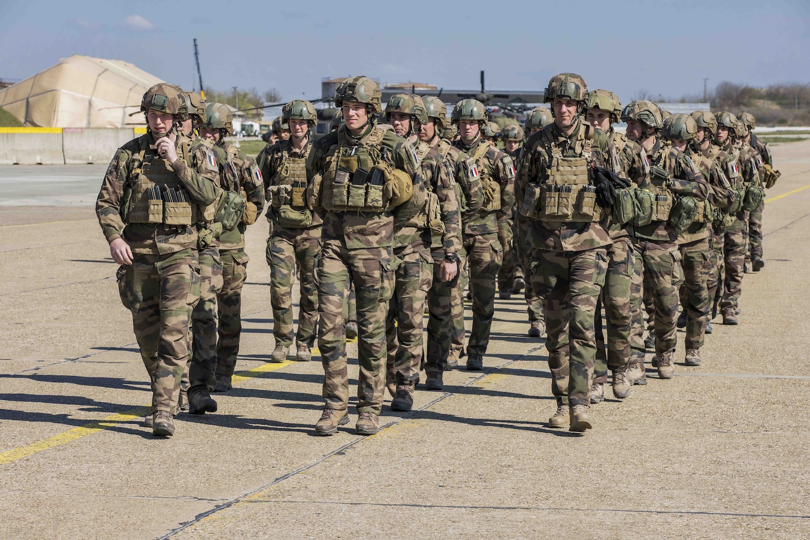 România NU trimite militari pe frontul din Ucraina!