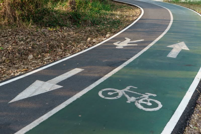 Țintele asumate de Ministerul Dezvoltării prin PNRR pentru sisteme inteligente de transport public și pistele de biciclete au fost îndeplinite